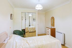 BEDROOM- click for photo gallery